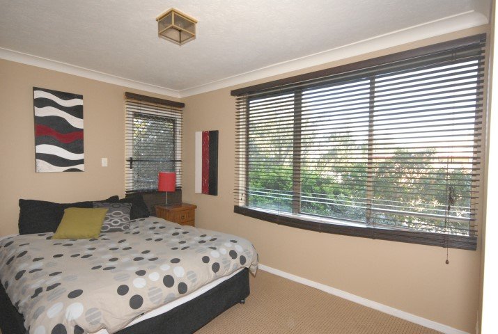 2/164 THE Esplanade BURLEIGH HEADS 6