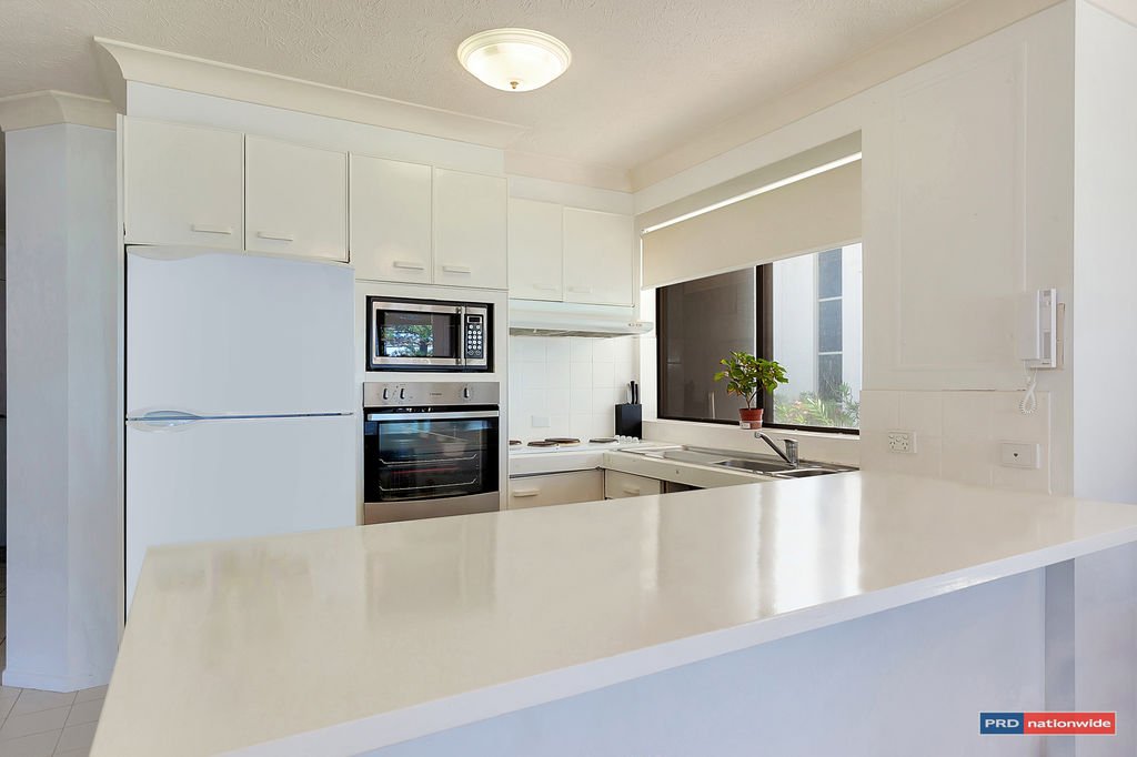 2/164 The Esplanade BURLEIGH HEADS 5