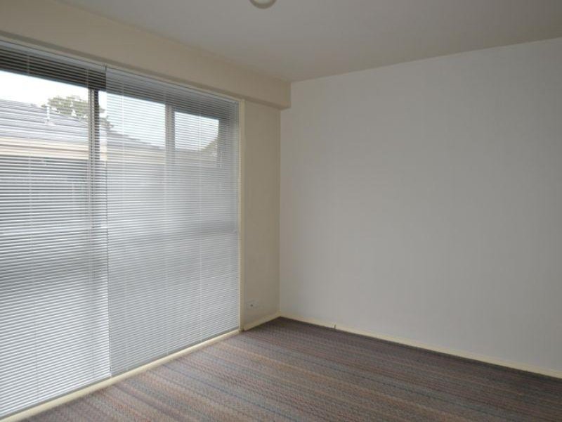 Gallery: 2/164 Warrigal Road