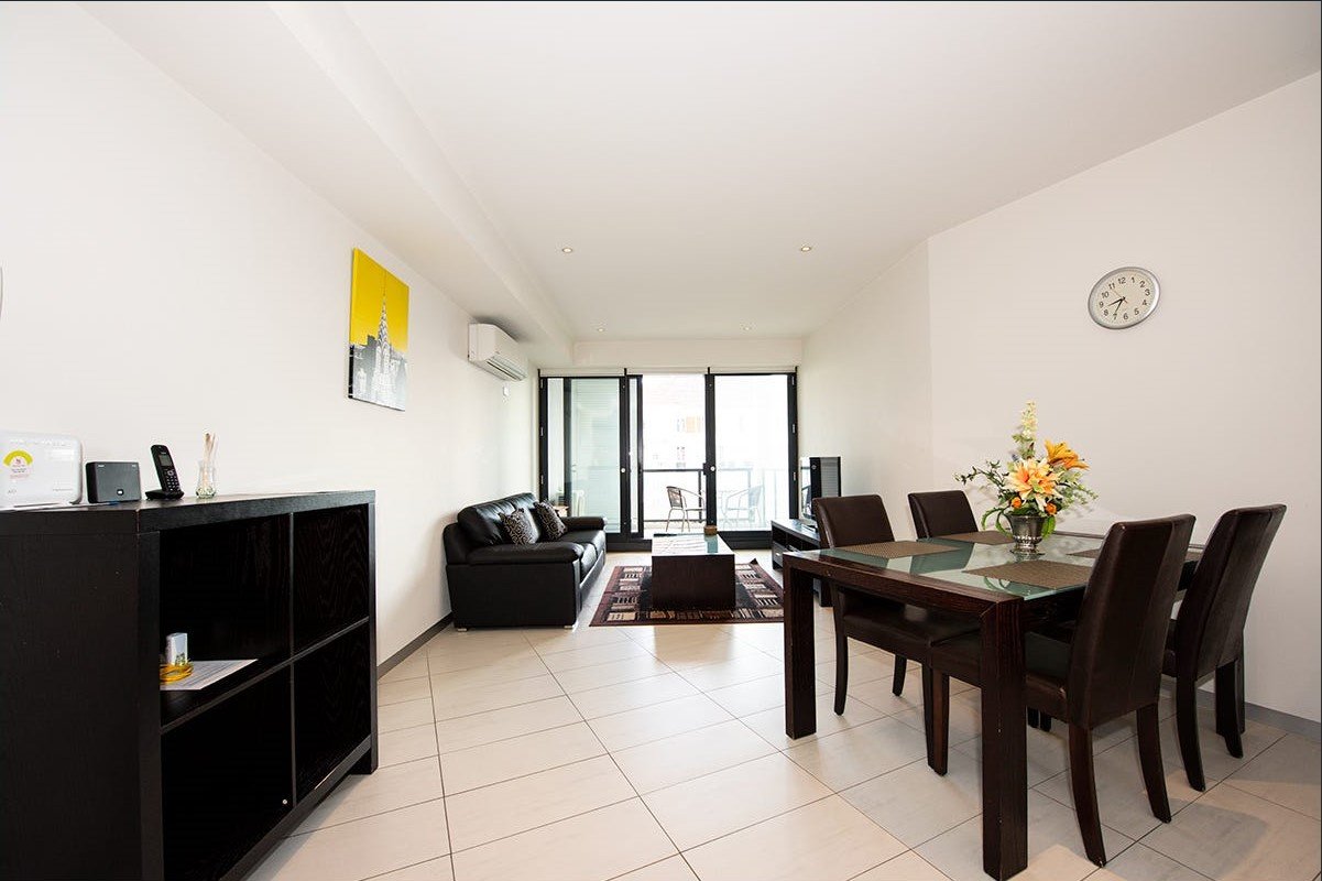 Gallery: 216/539 St Kilda Road