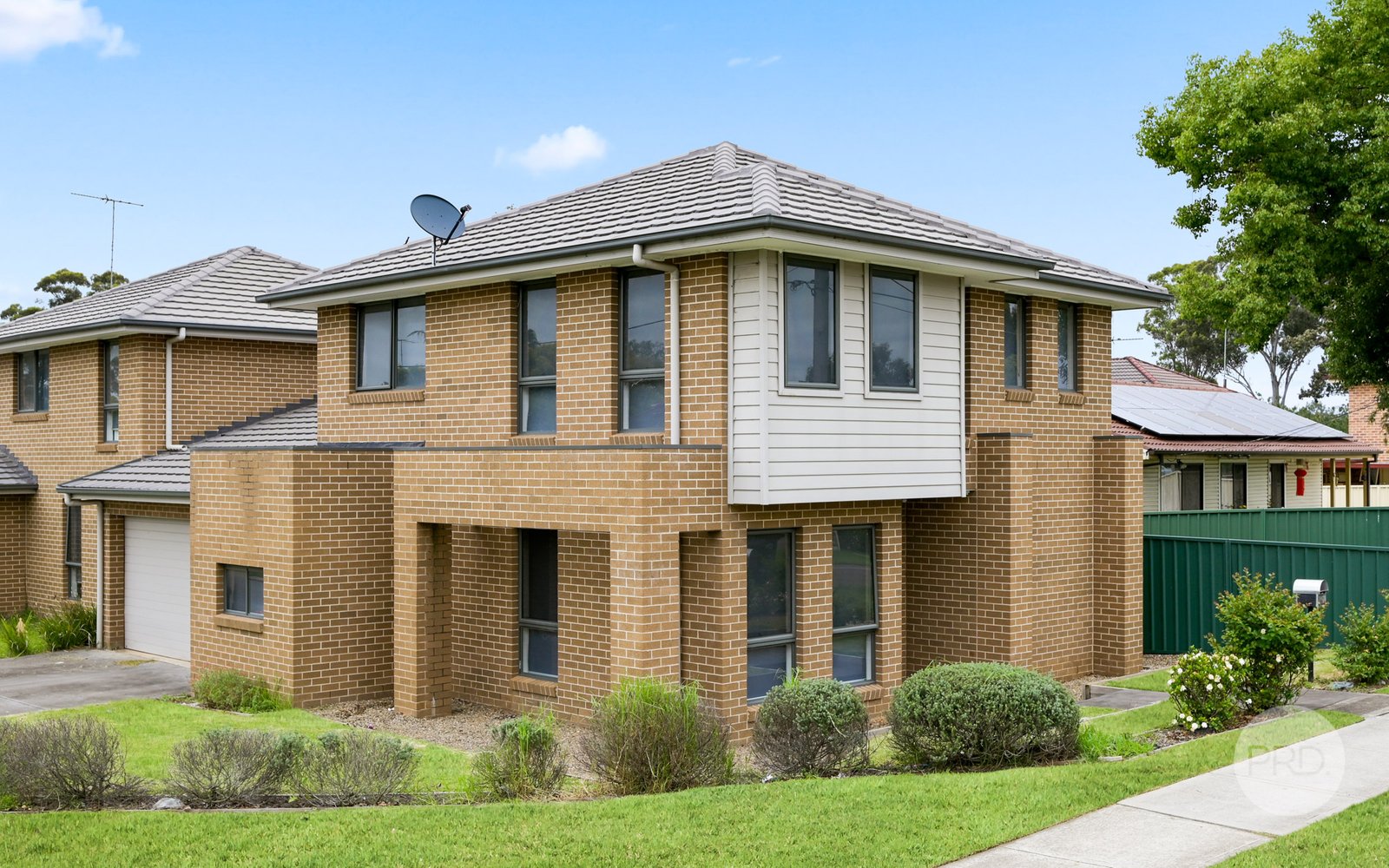 2/166 Jamison Road SOUTH PENRITH 1