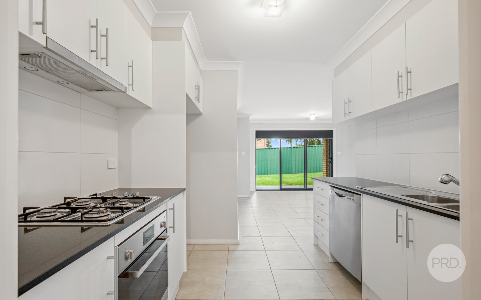 2/166 Jamison Road SOUTH PENRITH 7
