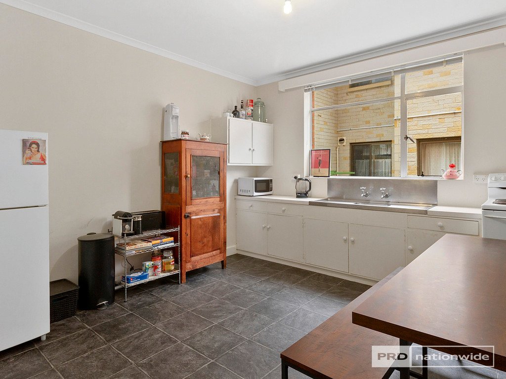 2/16A Coleman Street MOONAH 8