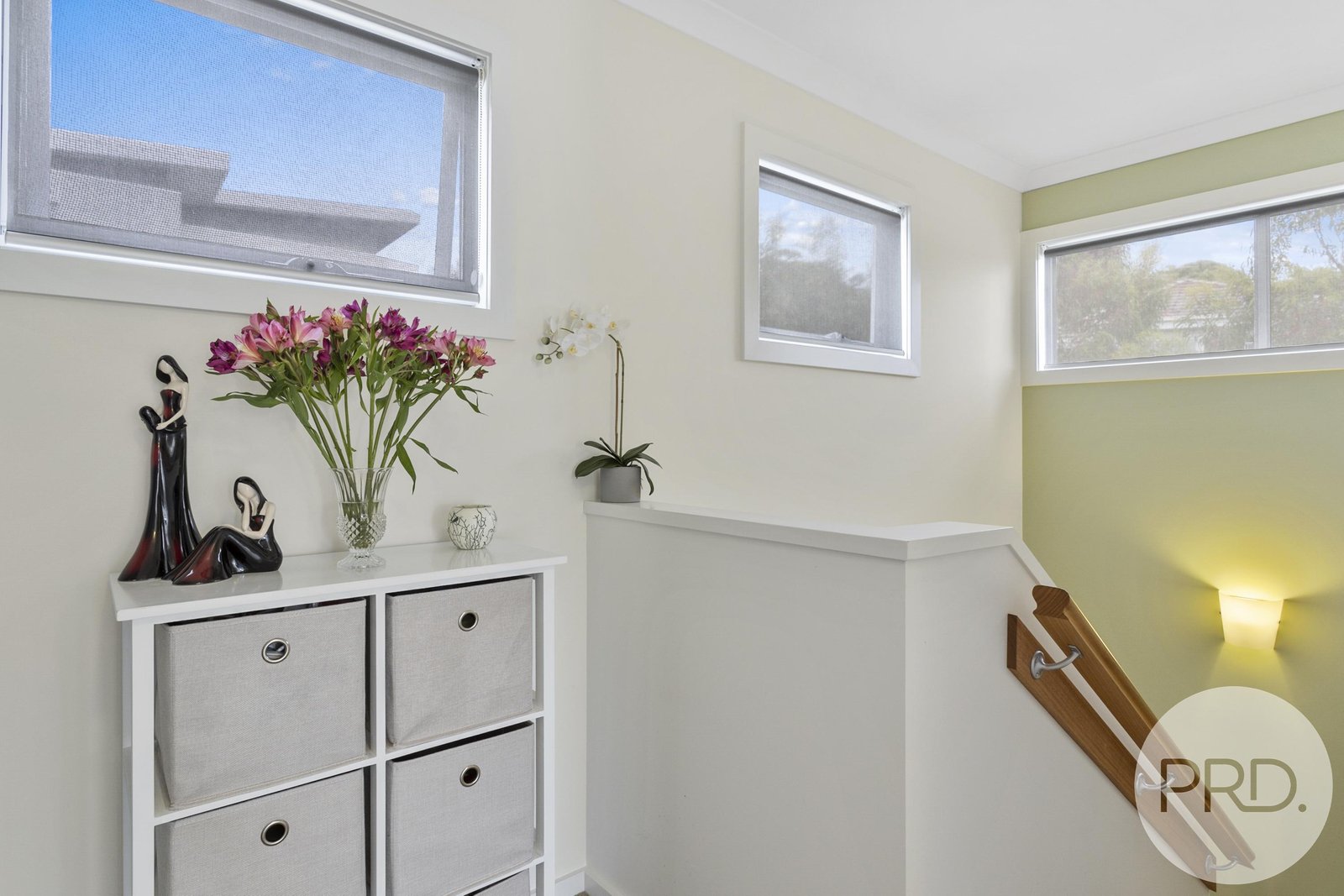 2/16A Suncrest Avenue LENAH VALLEY 24