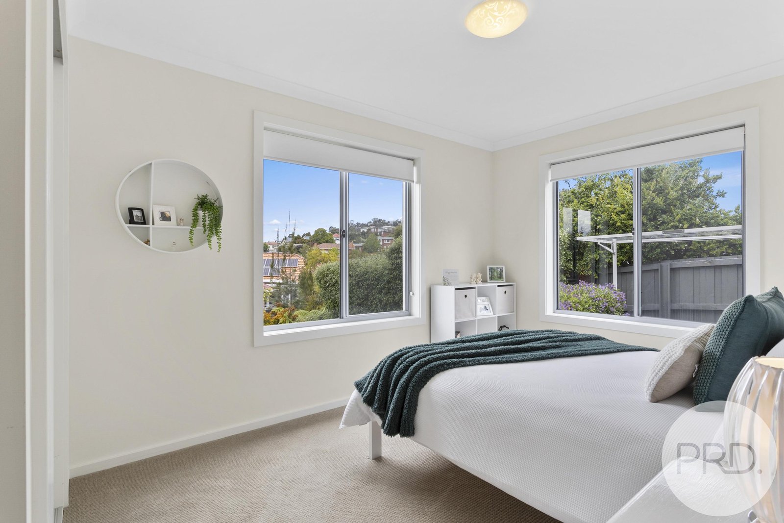 2/16A Suncrest Avenue LENAH VALLEY 25