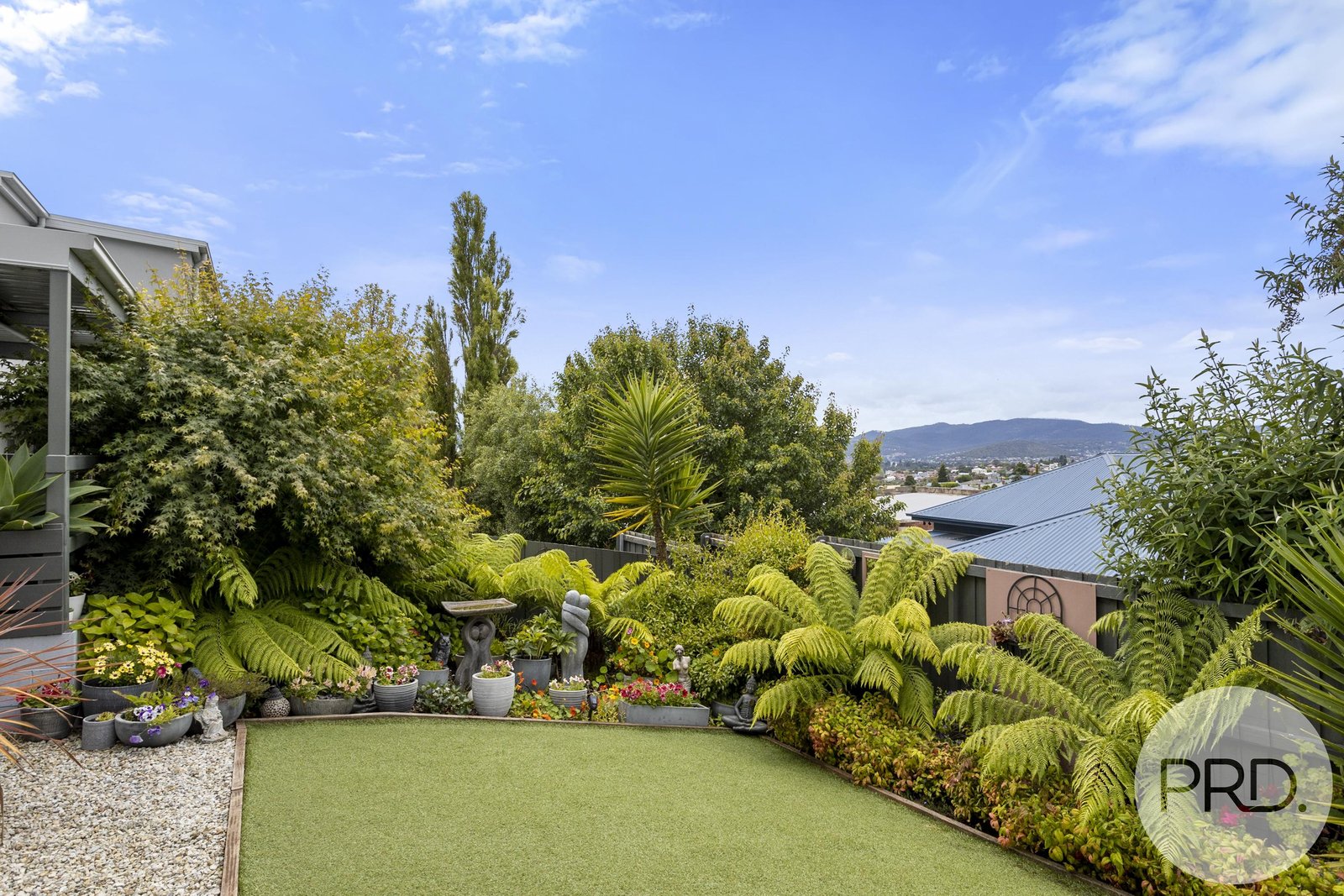 2/16A Suncrest Avenue LENAH VALLEY 31