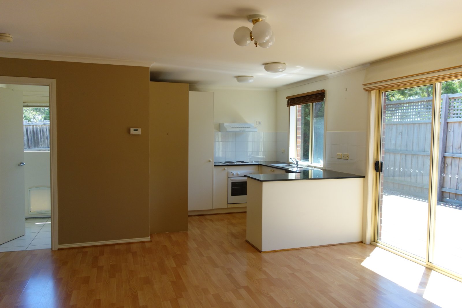 Gallery: 21/7-13 Graham Road
