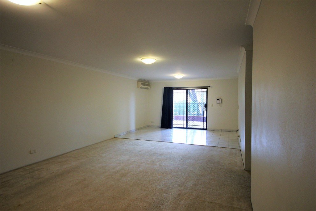 21/7-13 Melanie Street BANKSTOWN 2