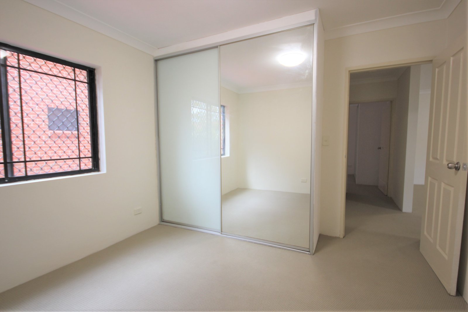 21/7-13 Melanie Street BANKSTOWN 5