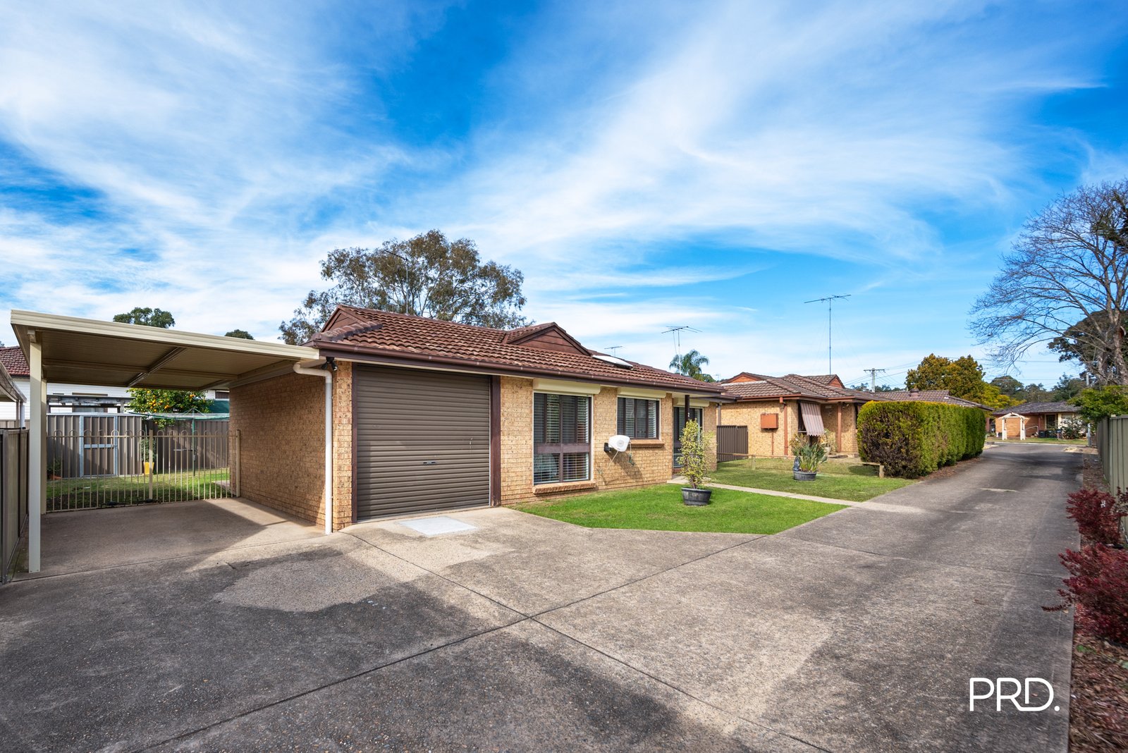 2/17 Algie Crescent KINGSWOOD 2