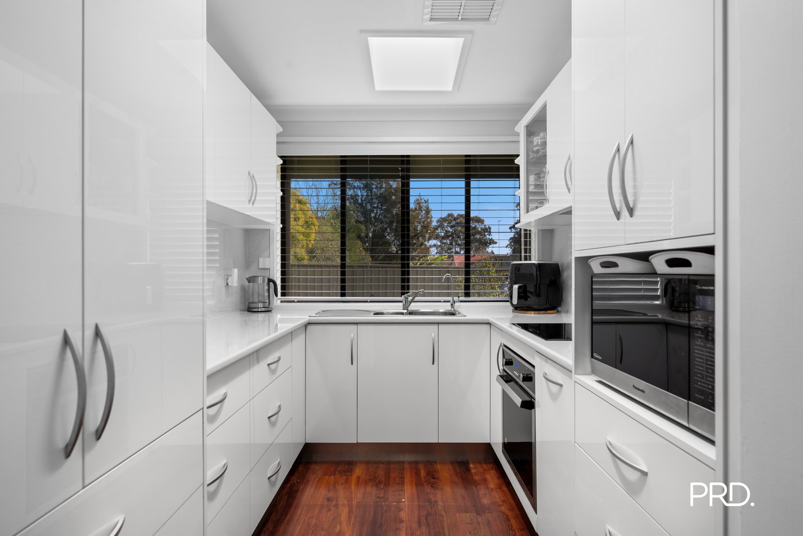 2/17 Algie Crescent KINGSWOOD 8