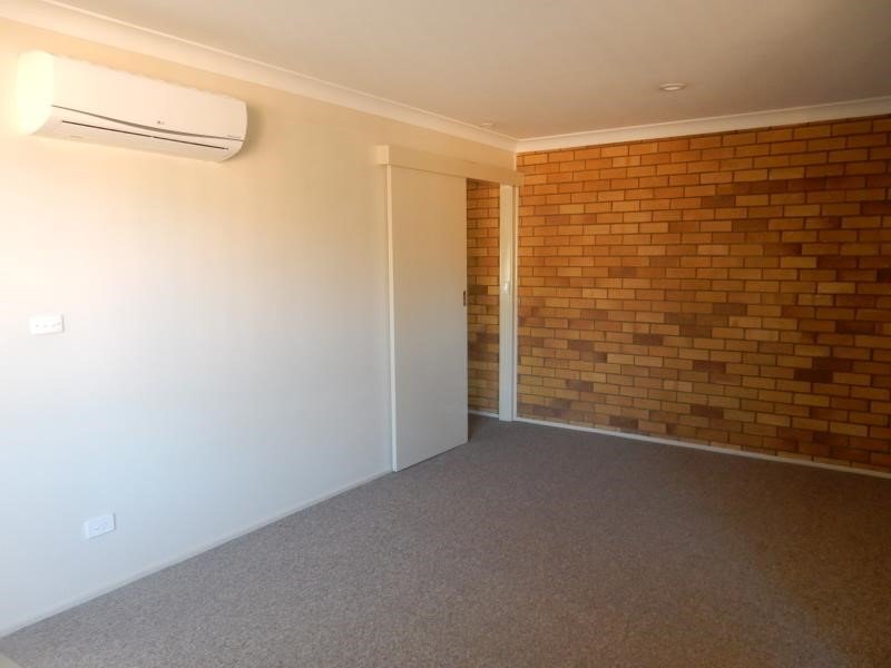 2/17 Burilla Street TAMWORTH 2