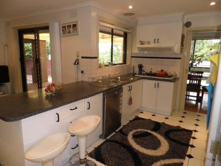 Gallery: 217 Centre Dandenong Road