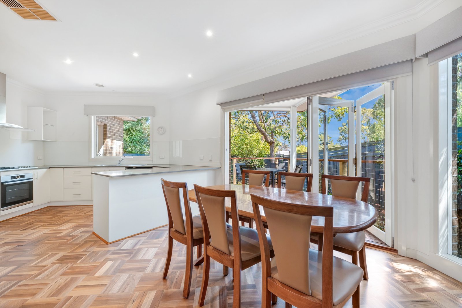 Gallery: 2/17 Cheviot Road