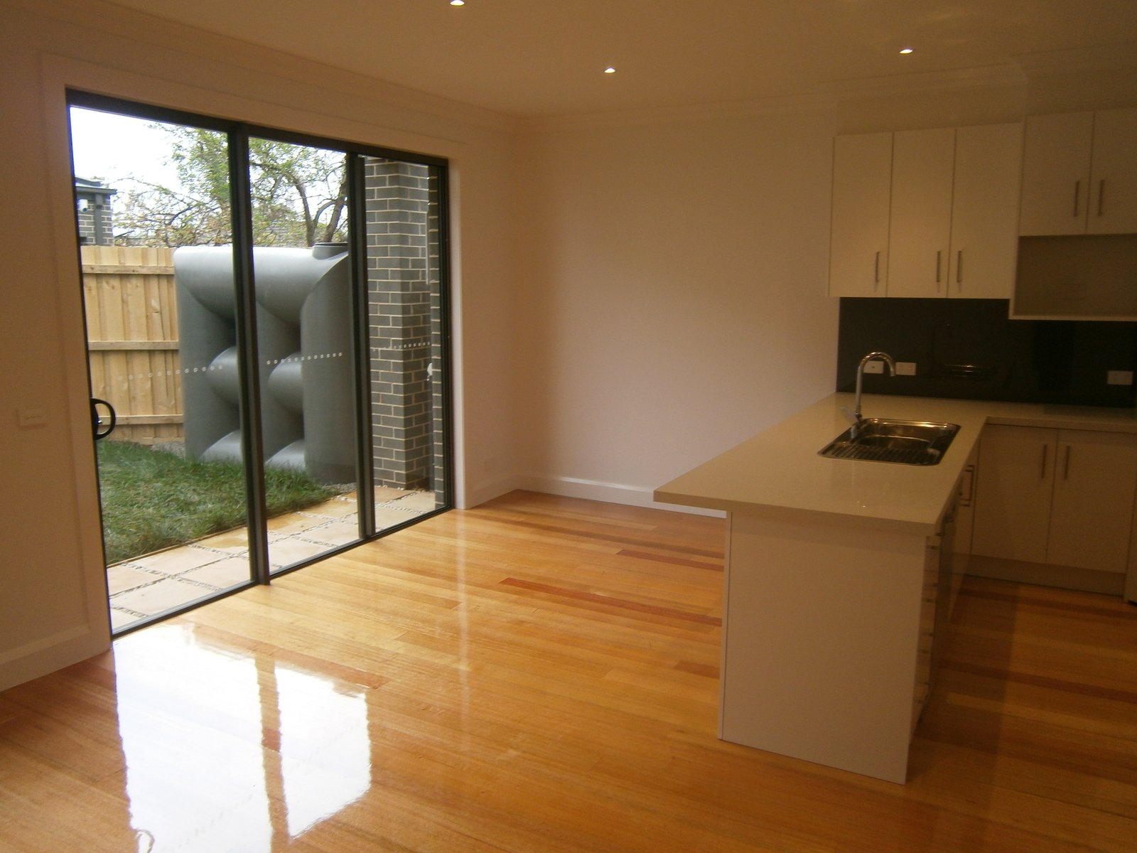 Gallery: 2/17 Claudel Street