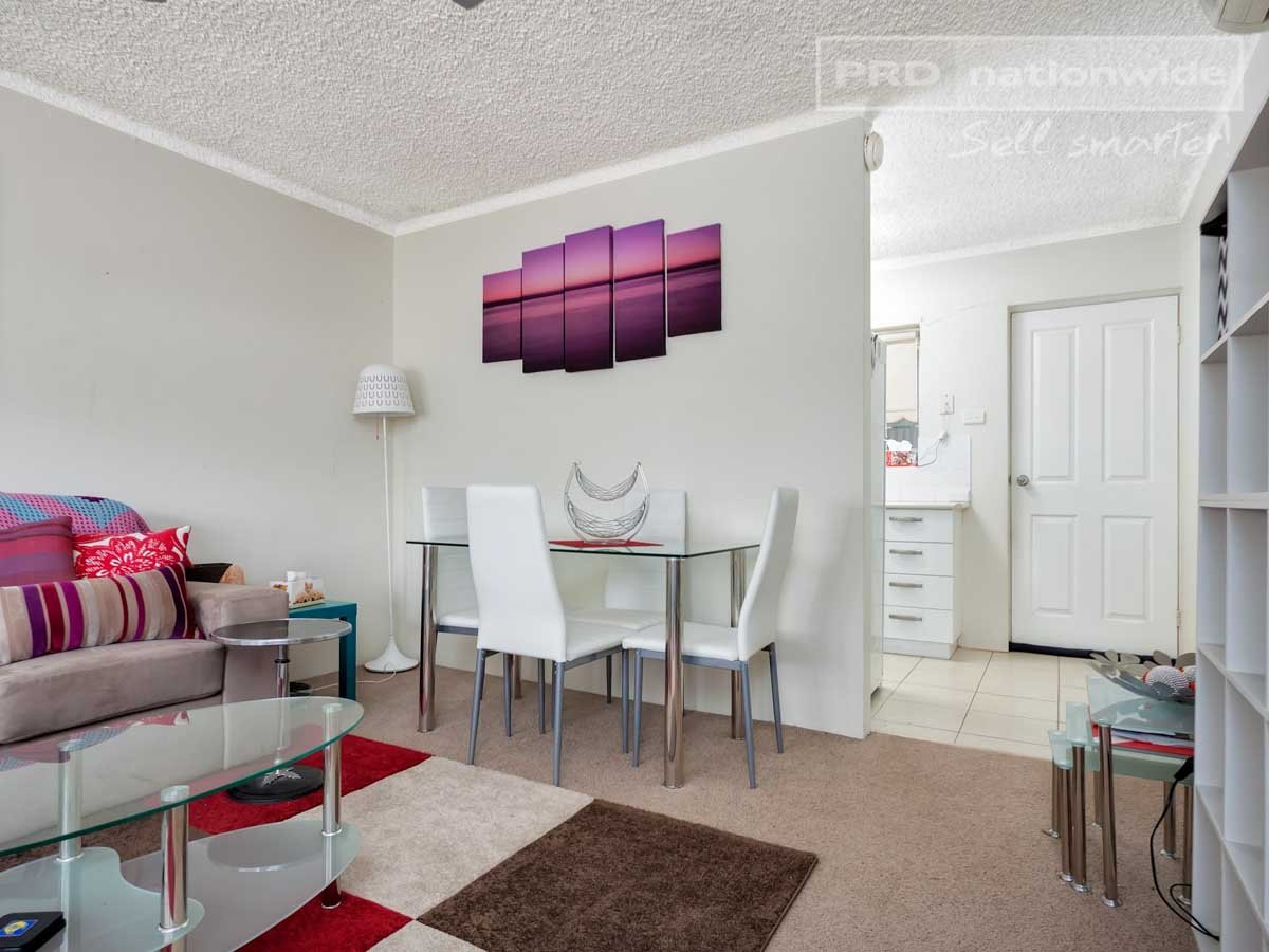 2/17 Cochrane Street KOORINGAL 5