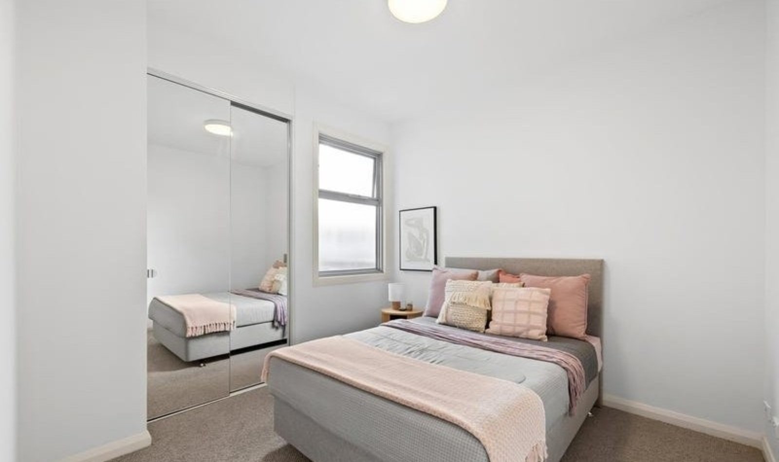 Gallery: 2/17 Coolac Street