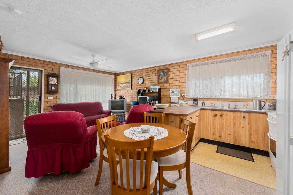 2/17 Corambara Crescent TOORMINA 2