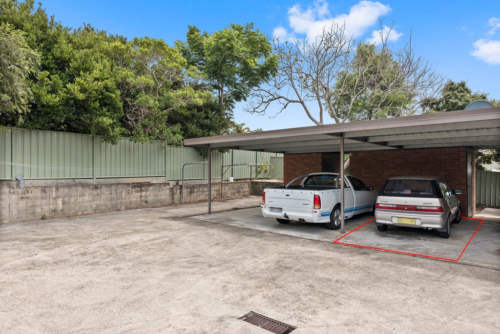2/17 Corambara Crescent TOORMINA 7