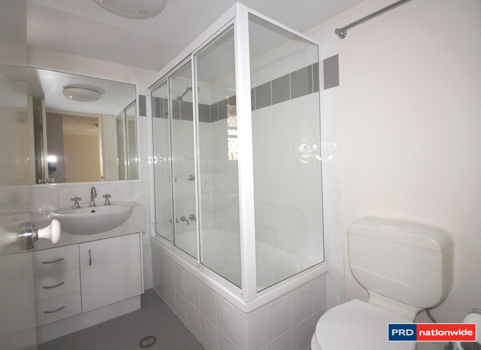 2/17 DWYER Street NUNDAH 7