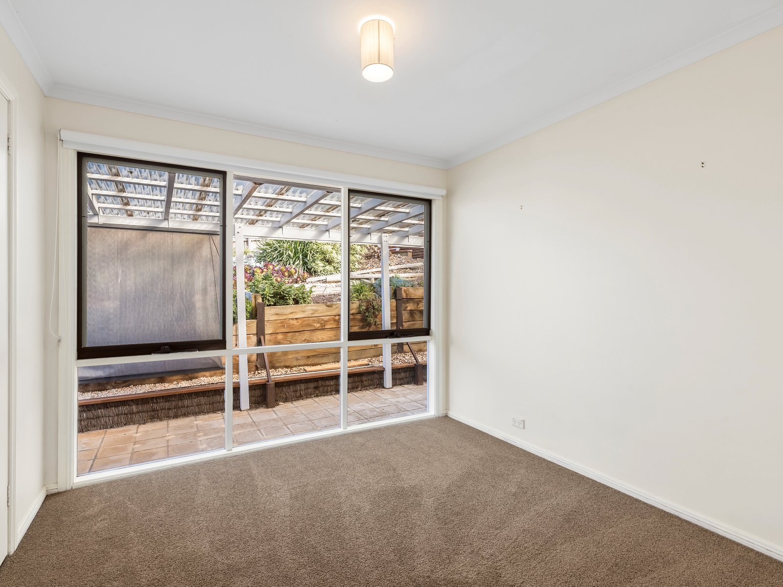 Real Estate and Property in 2/17 Emperor Drive, Ocean Grove, VIC