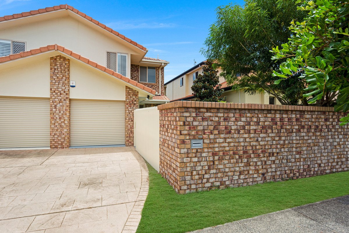 2/17 Ferny Fairway Burleigh Heads 15