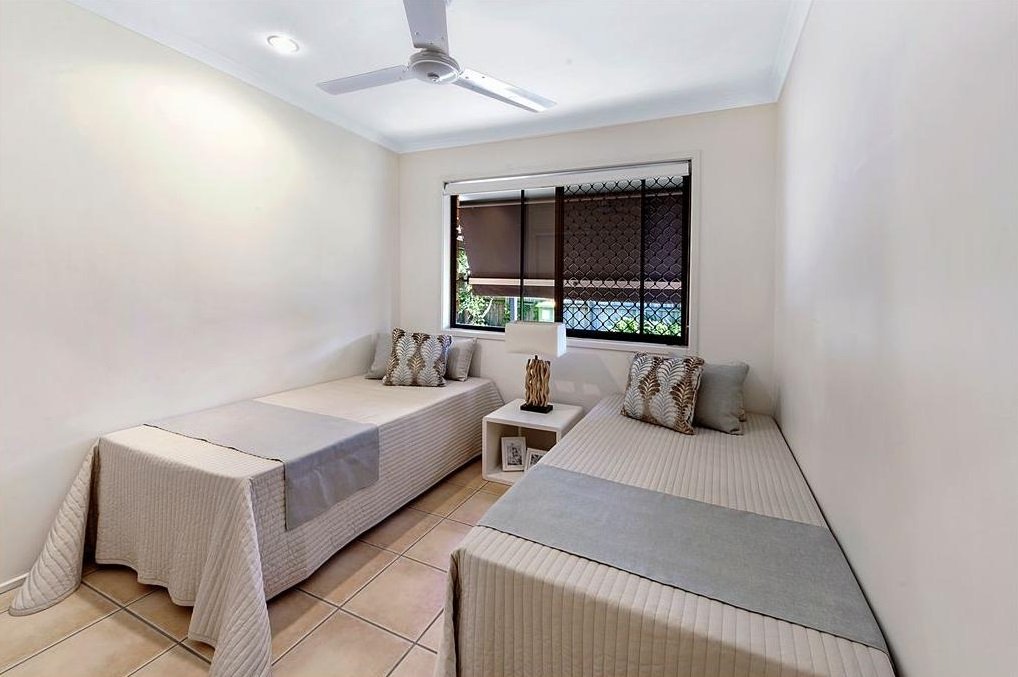 2/17 Gardiners Place SOUTHPORT 6