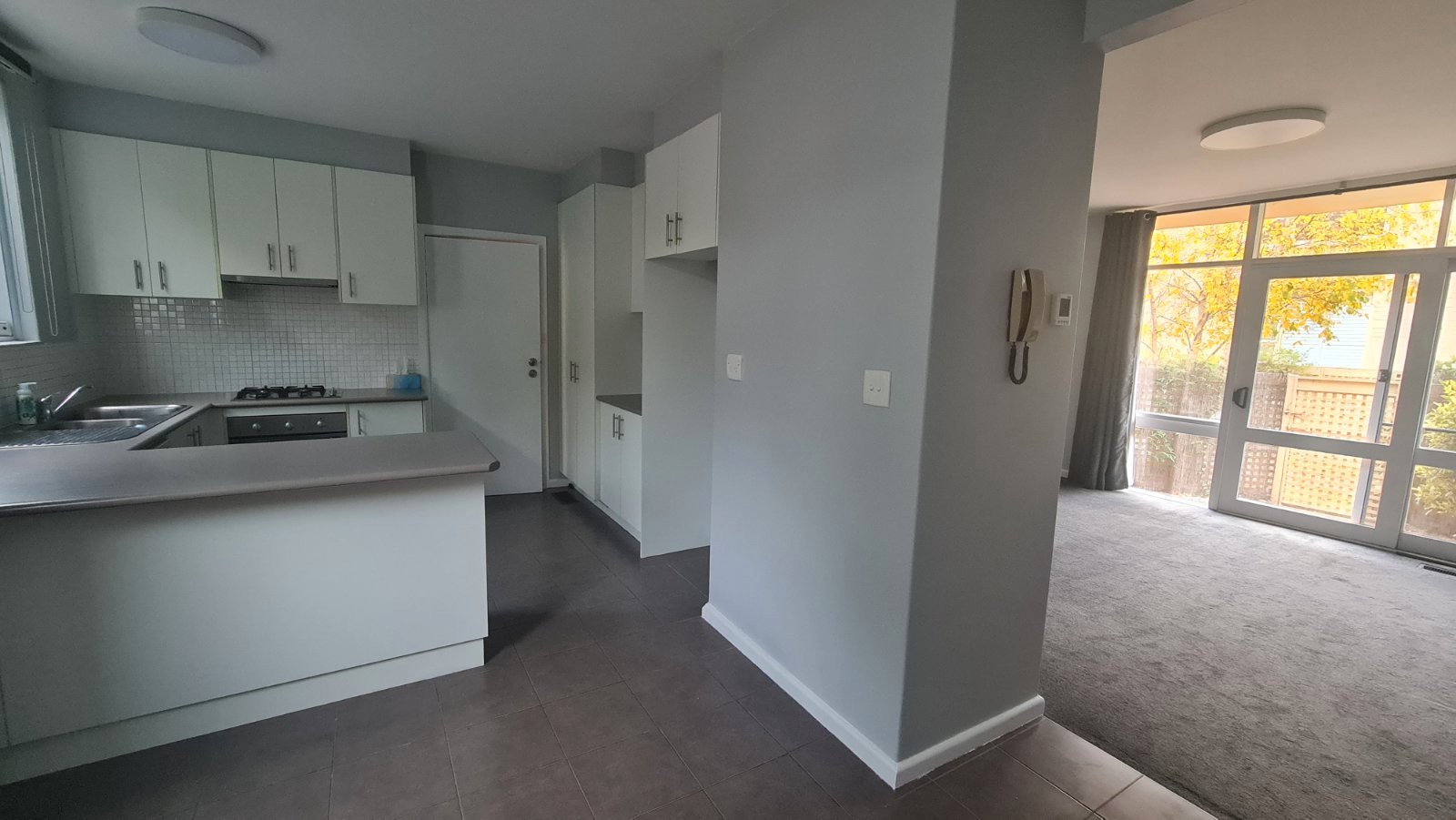 Gallery: 2/17 Grosvenor Street