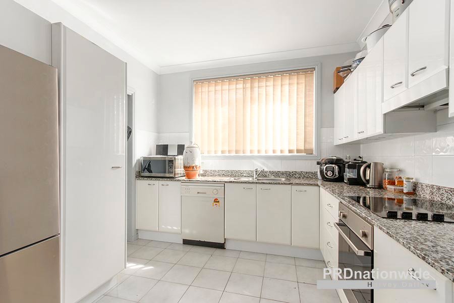 2/17 Gungah Bay Road OATLEY 3