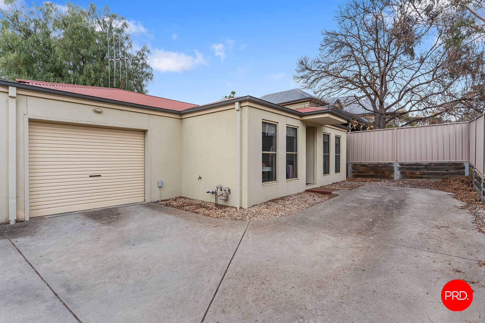 2/17 Inglewood Street GOLDEN SQUARE 1