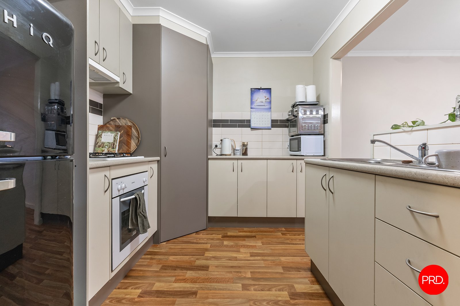 2/17 Inglewood Street GOLDEN SQUARE 2