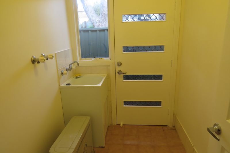 2/17 Jellicoe Close FINGAL BAY 10