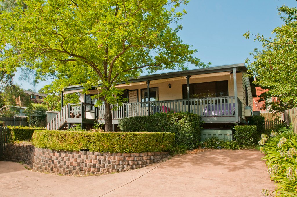 217 Kanahooka Road KANAHOOKA 1