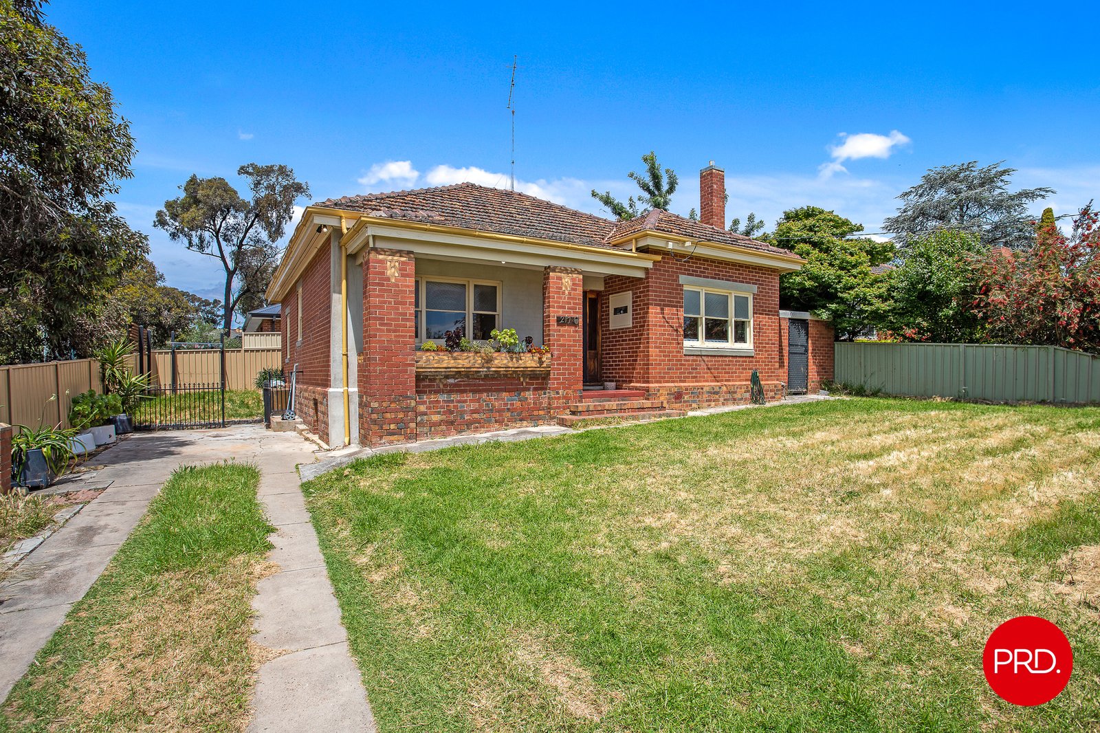 217 Neale Street FLORA HILL 1