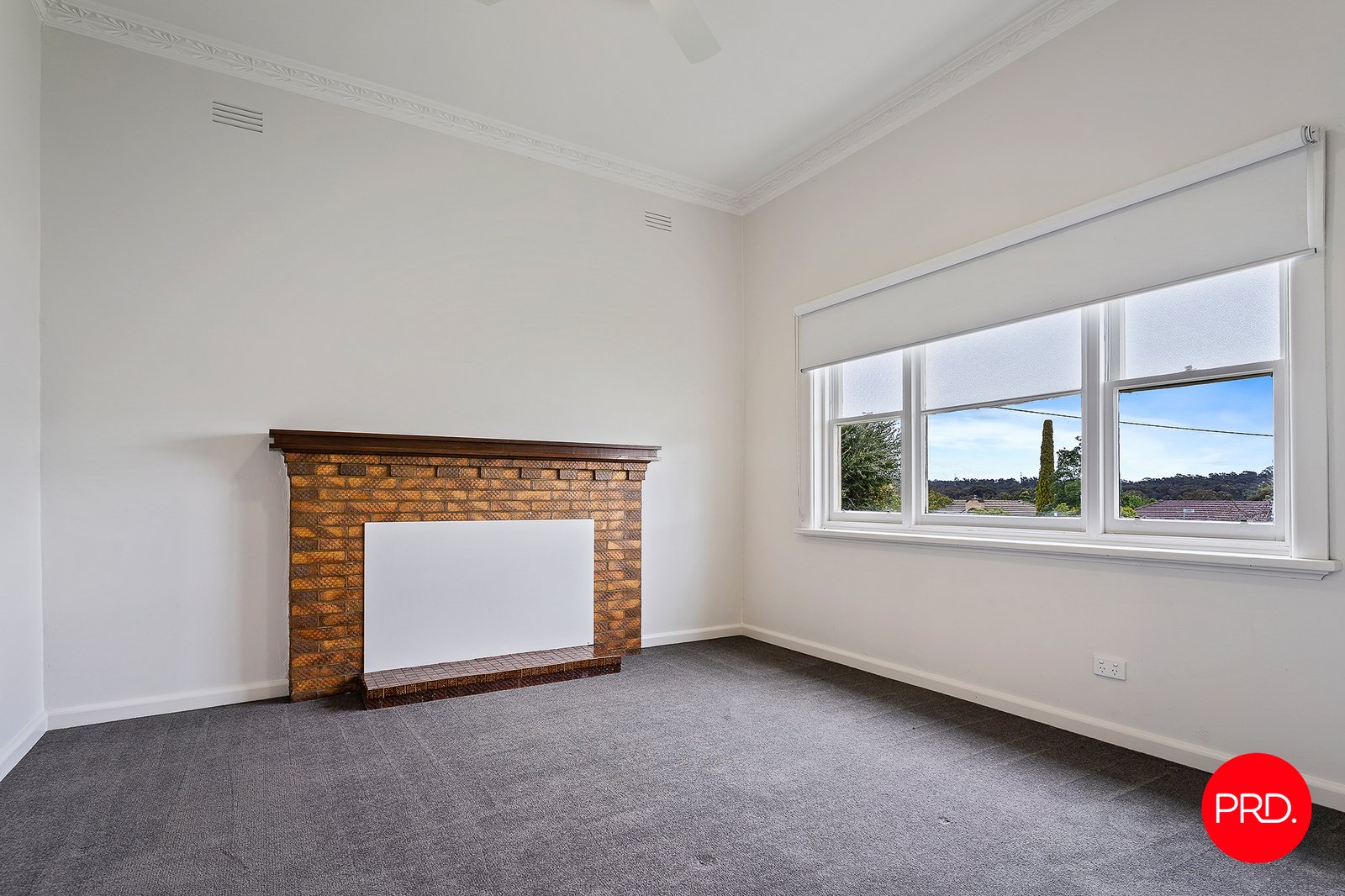 217 Neale Street FLORA HILL 5