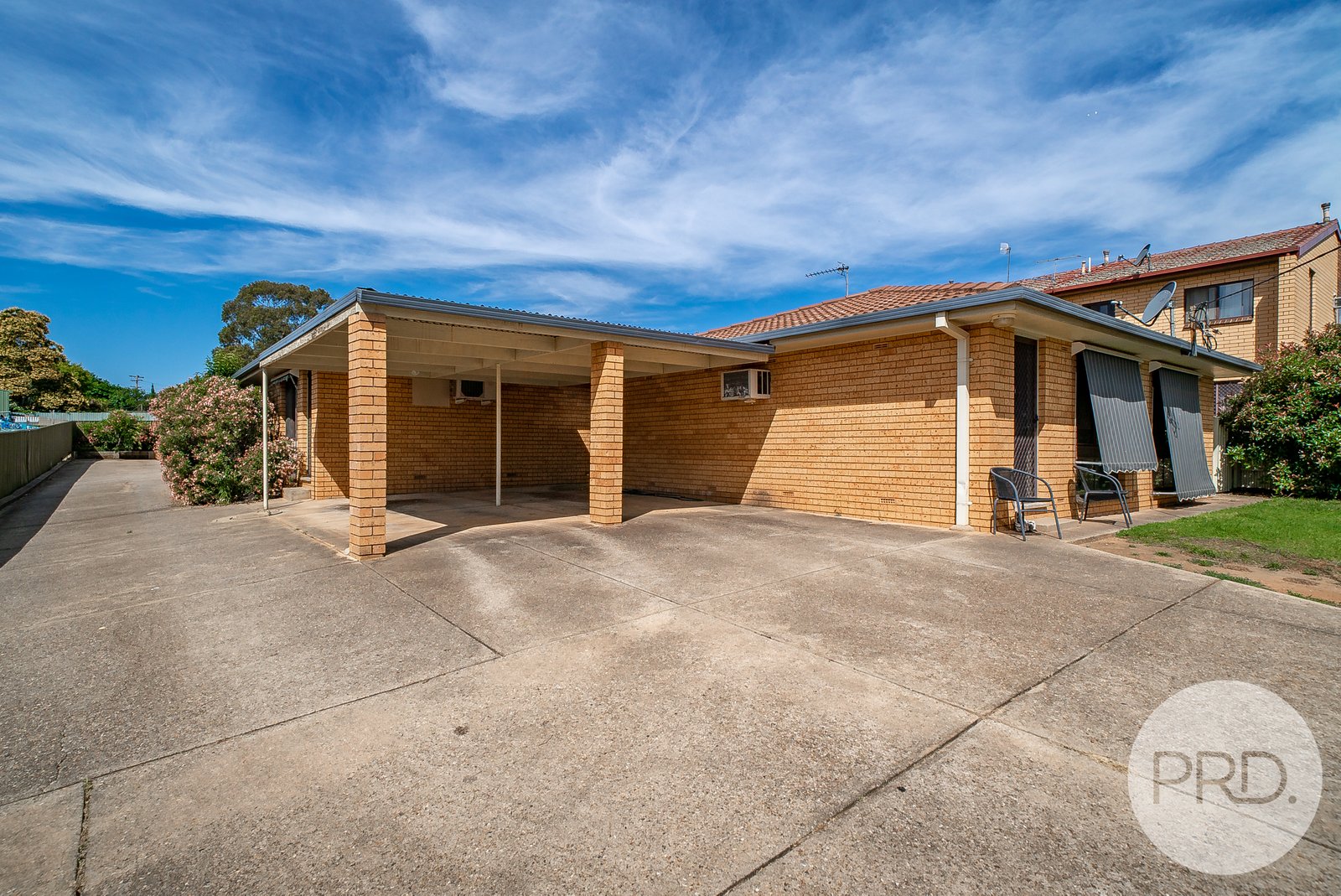 2/17 Nordlingen Drive WAGGA WAGGA 1