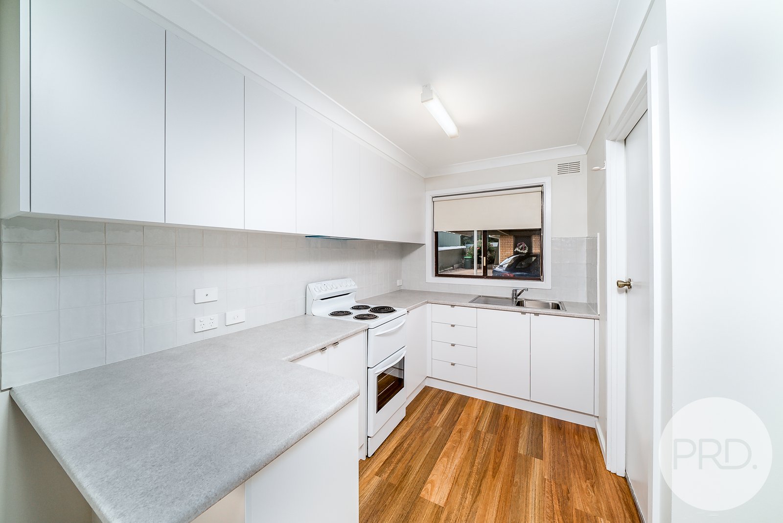 2/17 Nordlingen Drive WAGGA WAGGA 3