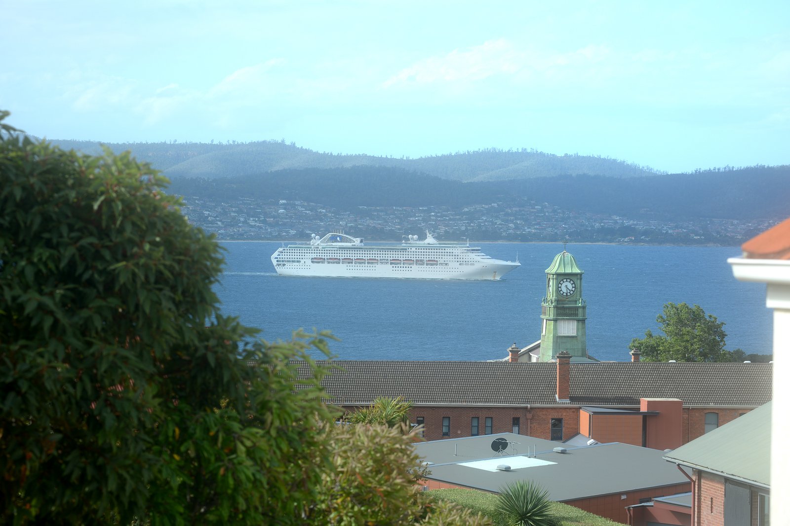 2/17 Rose Court SANDY BAY 12