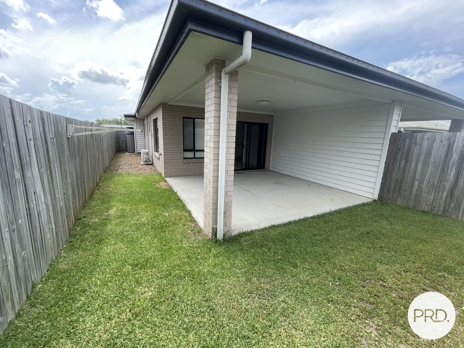 2/17 Saint Andrews Drive LEICHHARDT 9