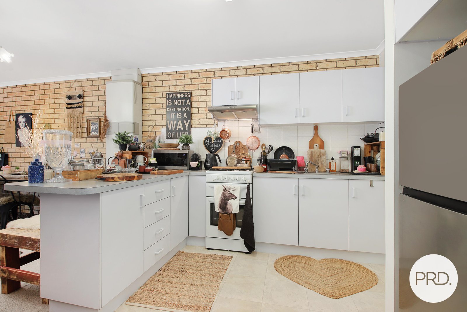 2/17 Severin Court THURGOONA 4