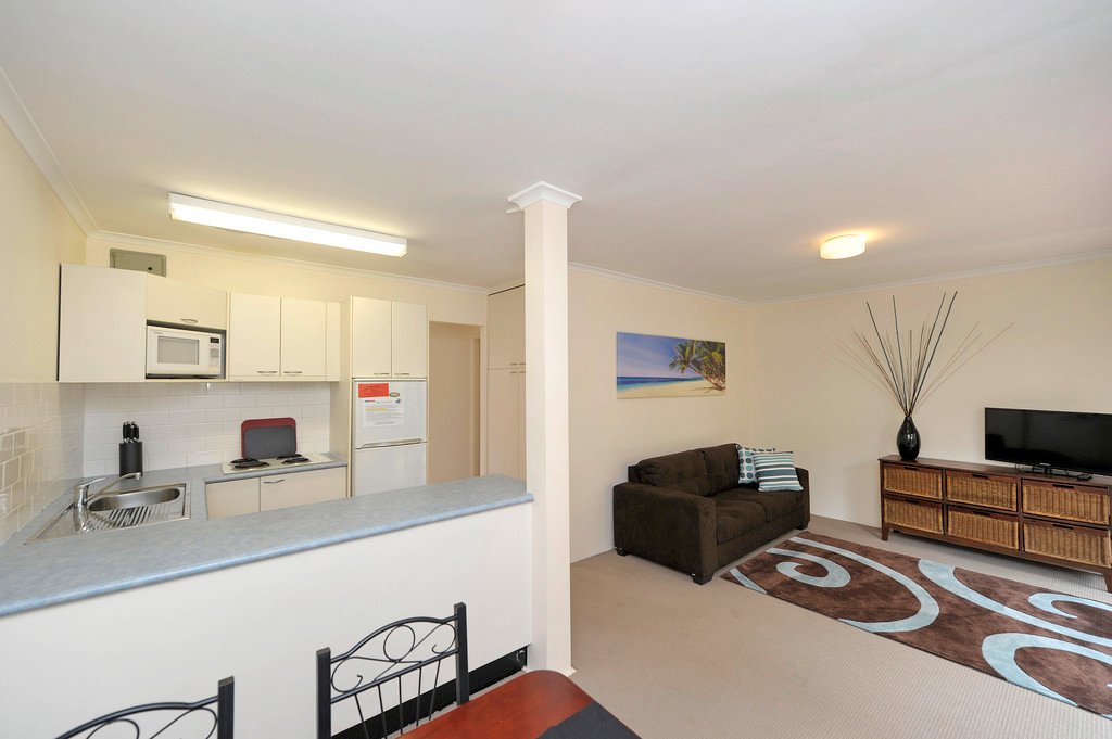 2/17 Shoal Bay Rd  SHOAL BAY 2