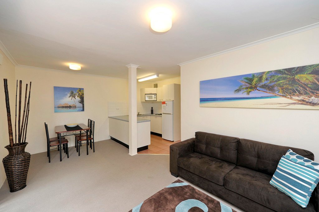 2/17 Shoal Bay Rd  SHOAL BAY 3