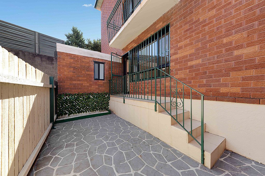 2/17 Templeman Crescent HILLSDALE 6