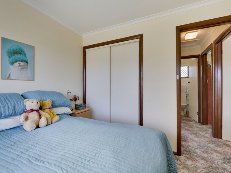 2/17 Walgett Place GLENORCHY 7