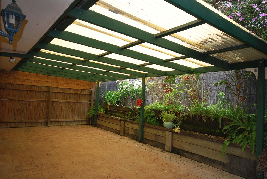 2/17 Whipbird Court BURLEIGH WATERS 9