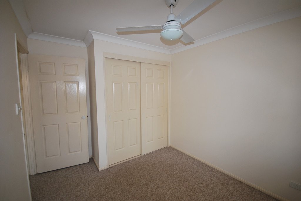 2/17 Whipbird Court BURLEIGH WATERS 15
