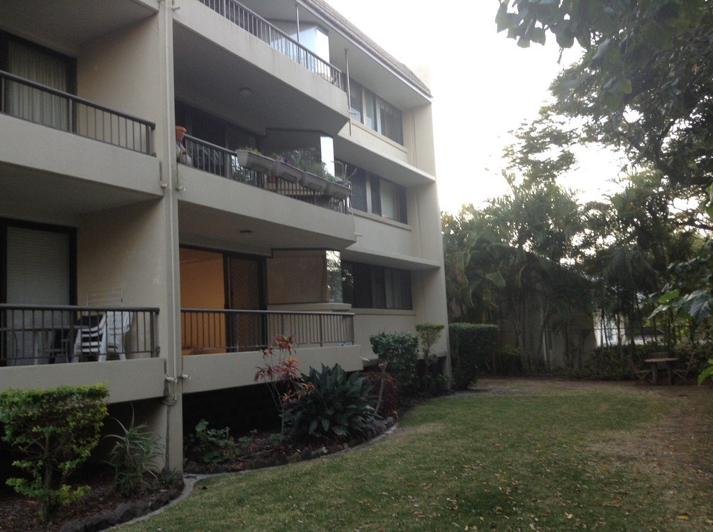 2/17 Wyberba Street TUGUN 4