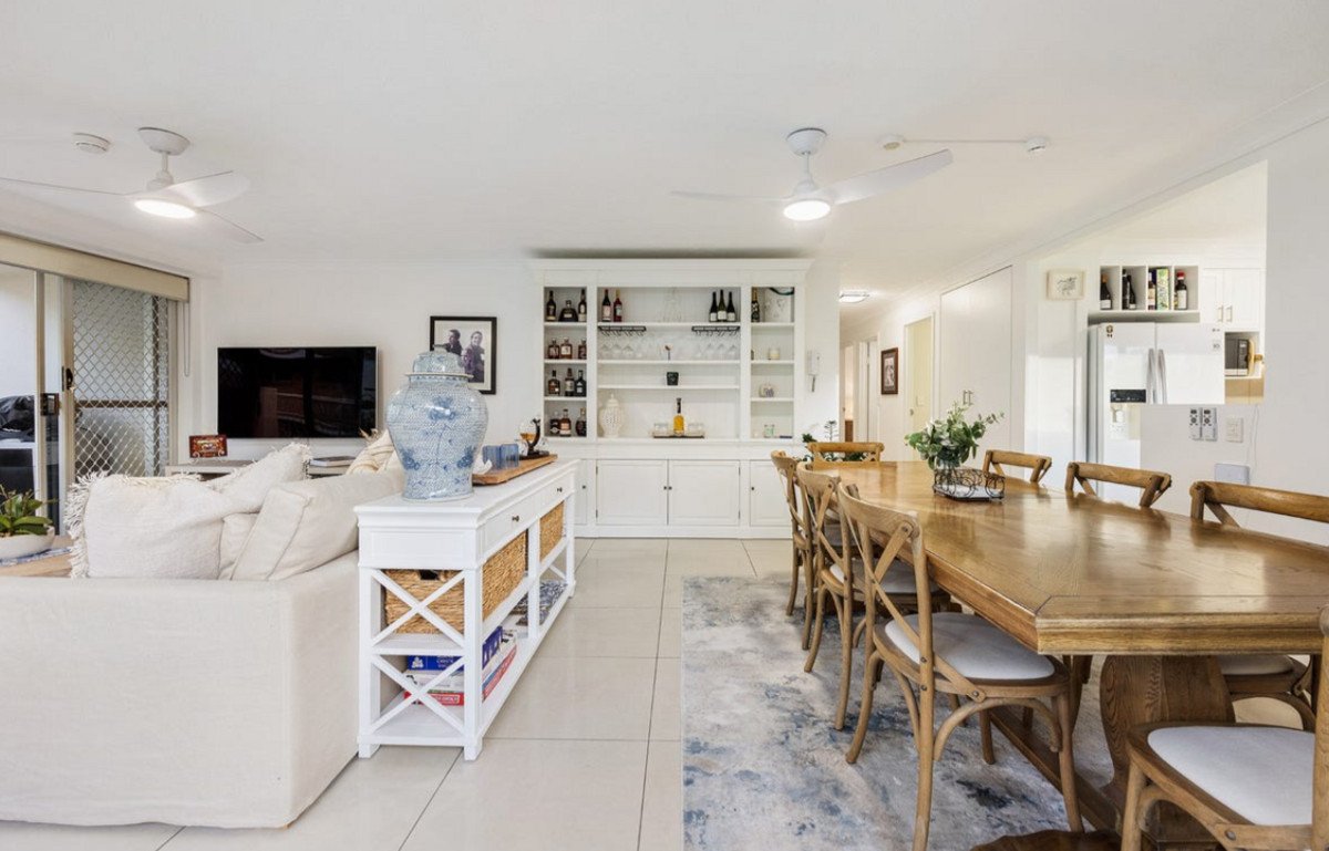 2/170-180 The Esplanade Burleigh Heads 7