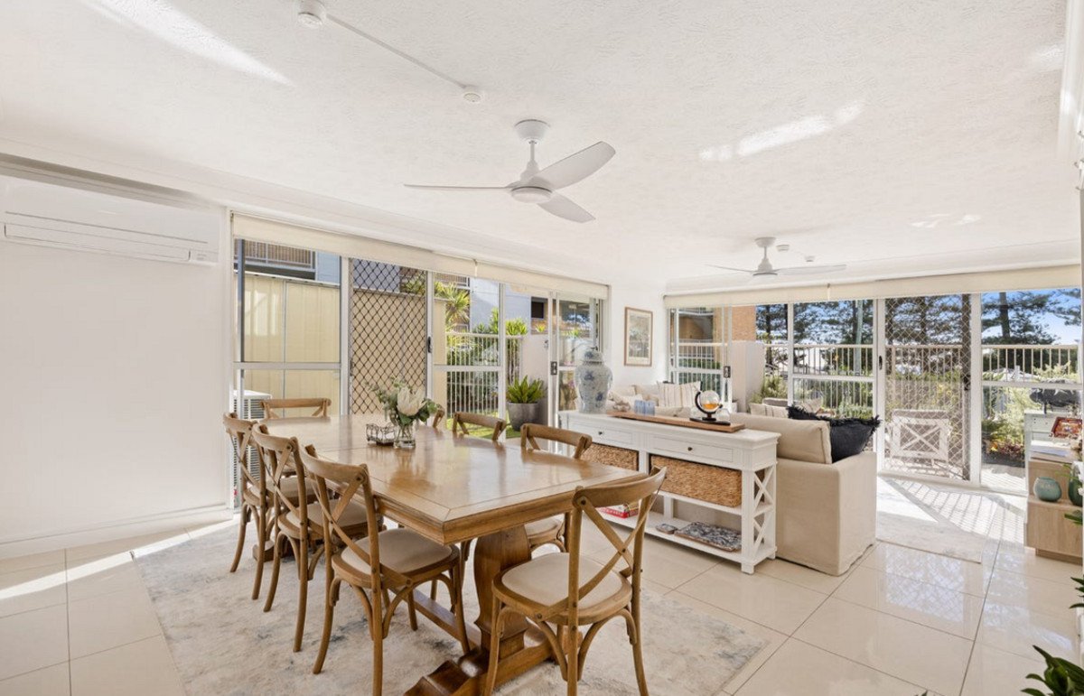 2/170-180 The Esplanade Burleigh Heads 8