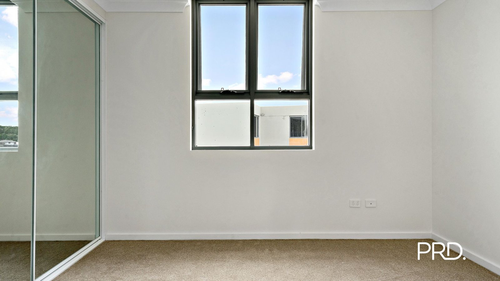 21/71 Deerubbin Dr  Glenmore Park 9